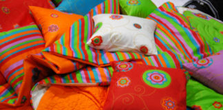 Facili ed economici cuscini colorati 773 0 010 Facili ed economici cuscini colorati_ok